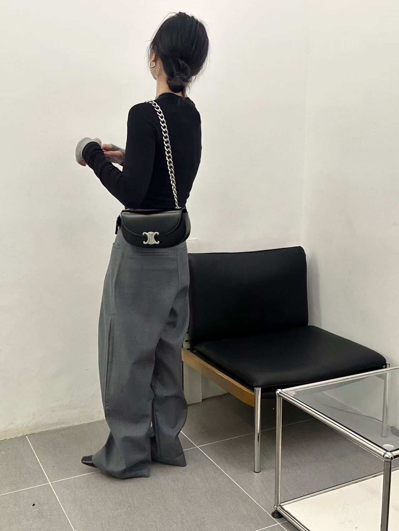 CEL1NE 凱旋門チェーン 脇下バッグ【50％割引+送料無料】