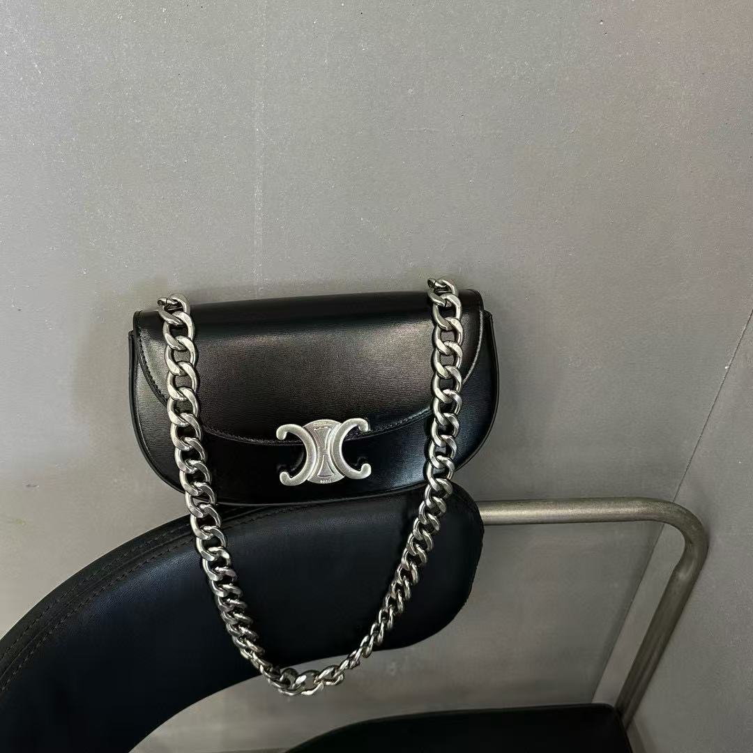 CEL1NE 凱旋門チェーン 脇下バッグ【50％割引+送料無料】