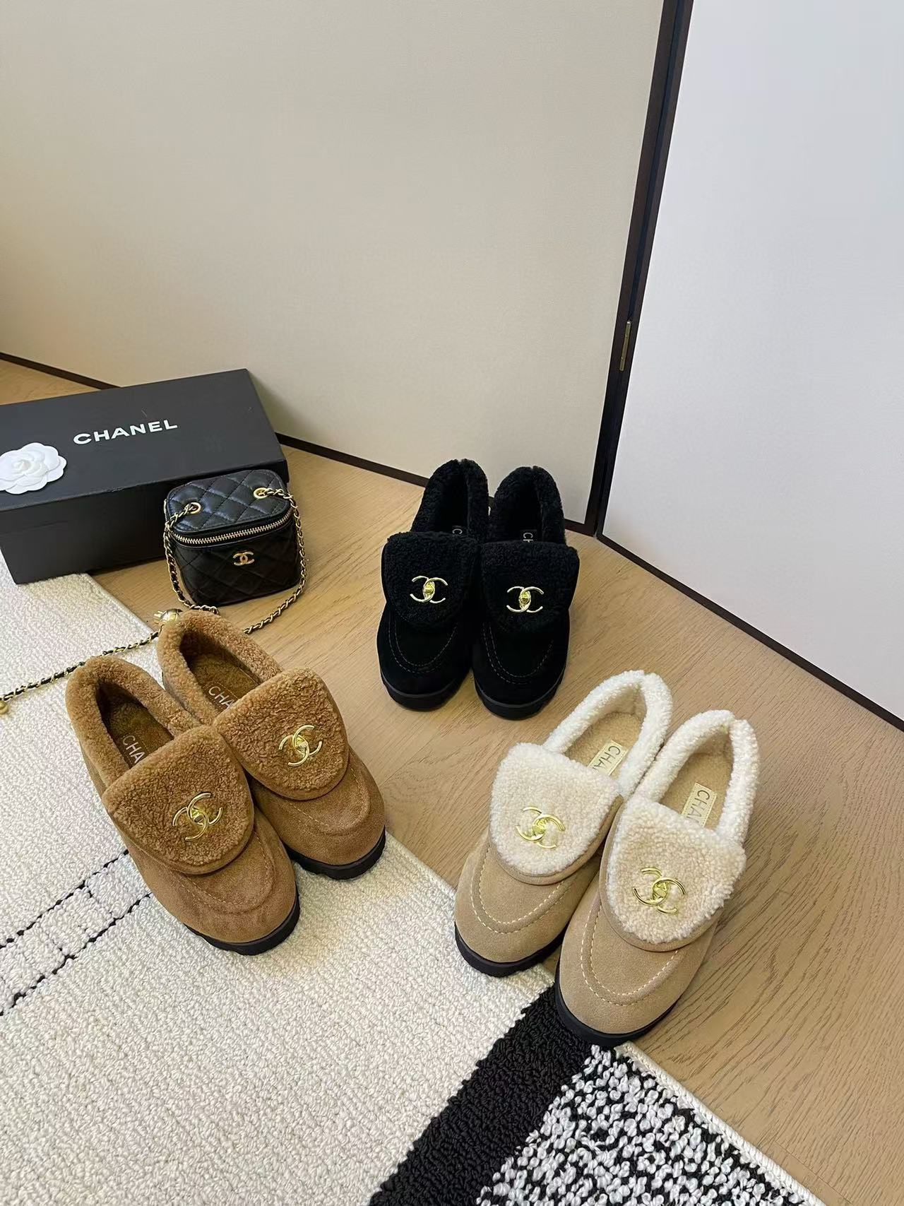 CHANE1 高品質ラムウールプラットフォームシューズ【50％割引+送料無料】