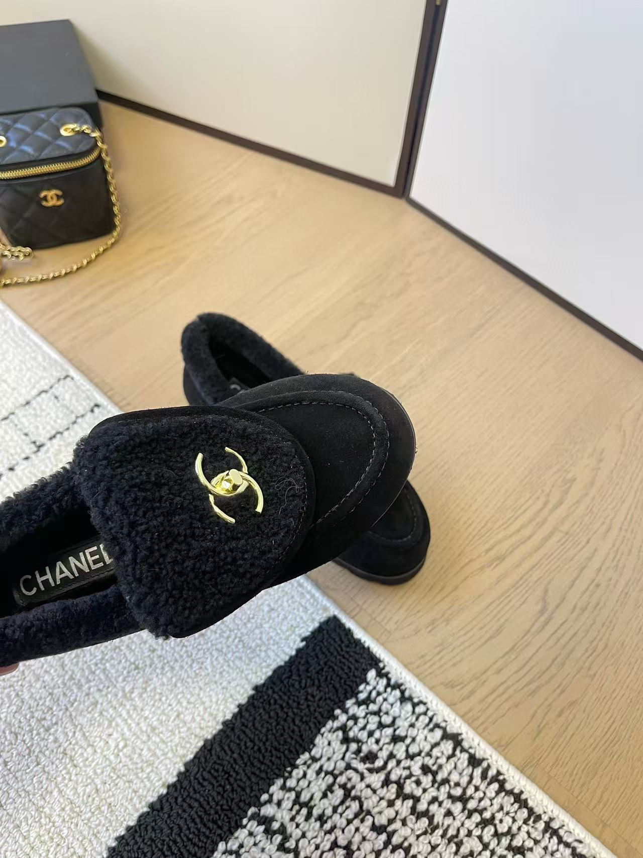 CHANE1 高品質ラムウールプラットフォームシューズ【50％割引+送料無料】