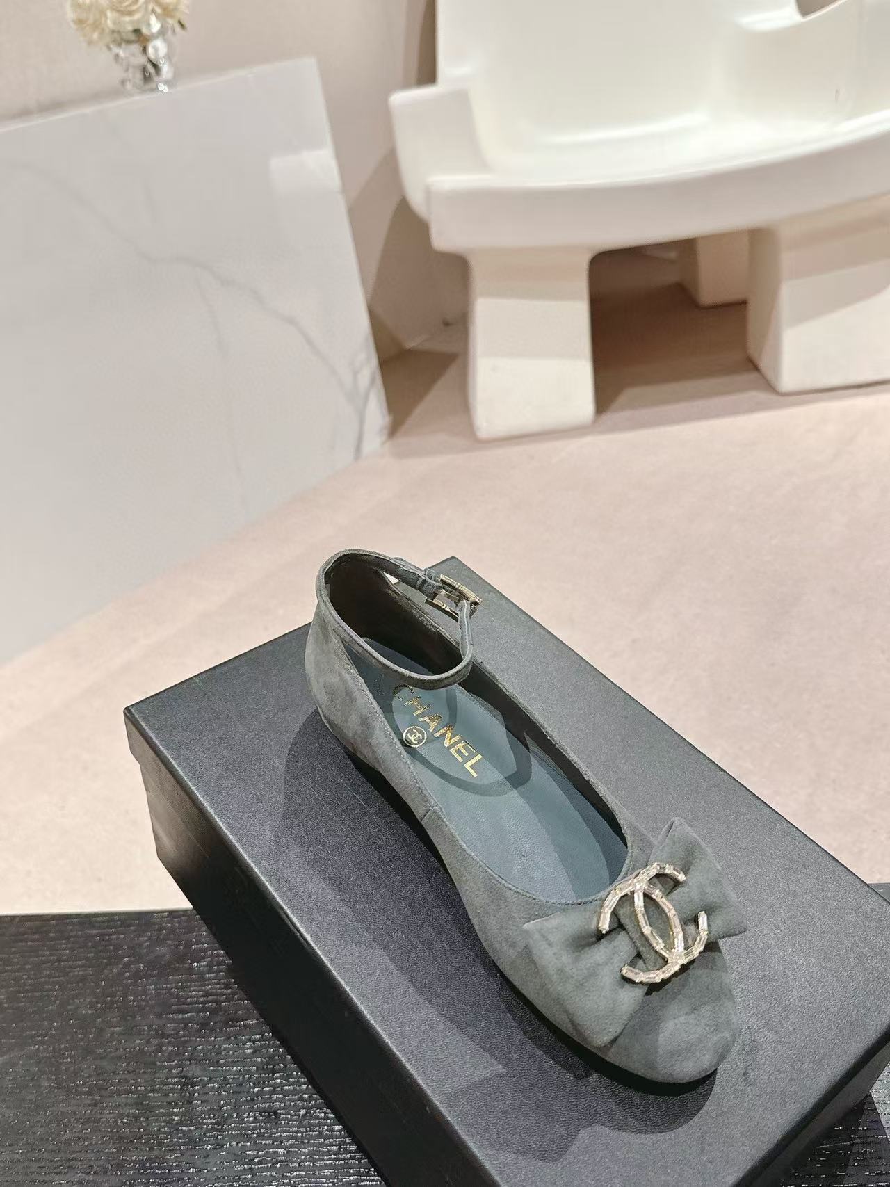 CHANE1 高品質スエードフラットシューズ【50％割引+送料無料】