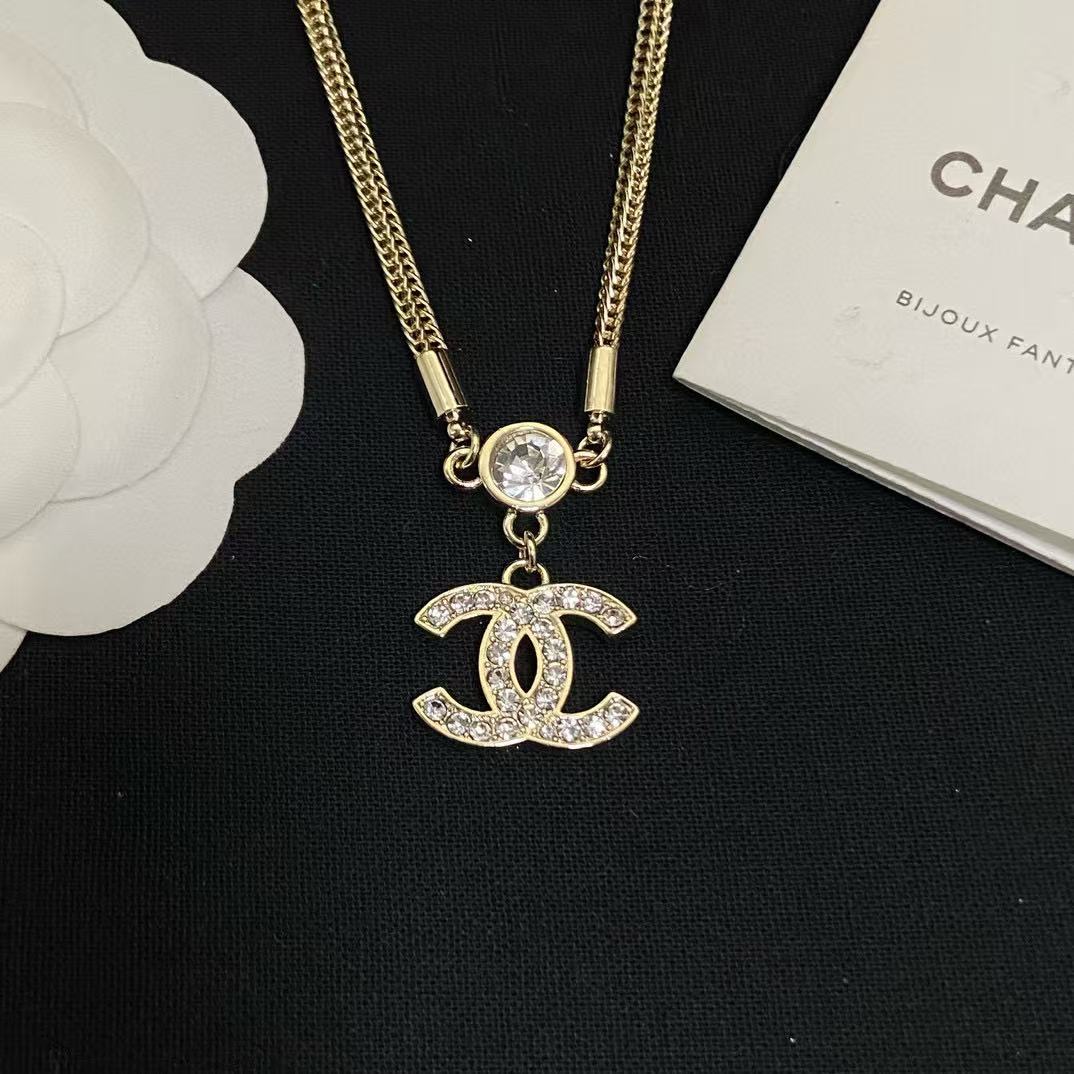 CHANE1 ダブルC スネークボーン ネックレス【50％割引+送料無料】