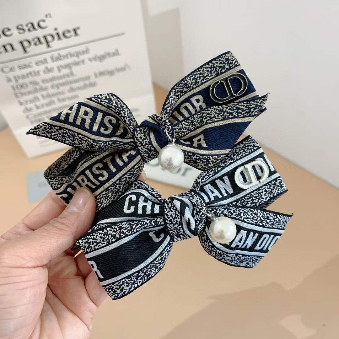 DI0R 老眼用パールヘアクリップ【50％割引+送料無料】