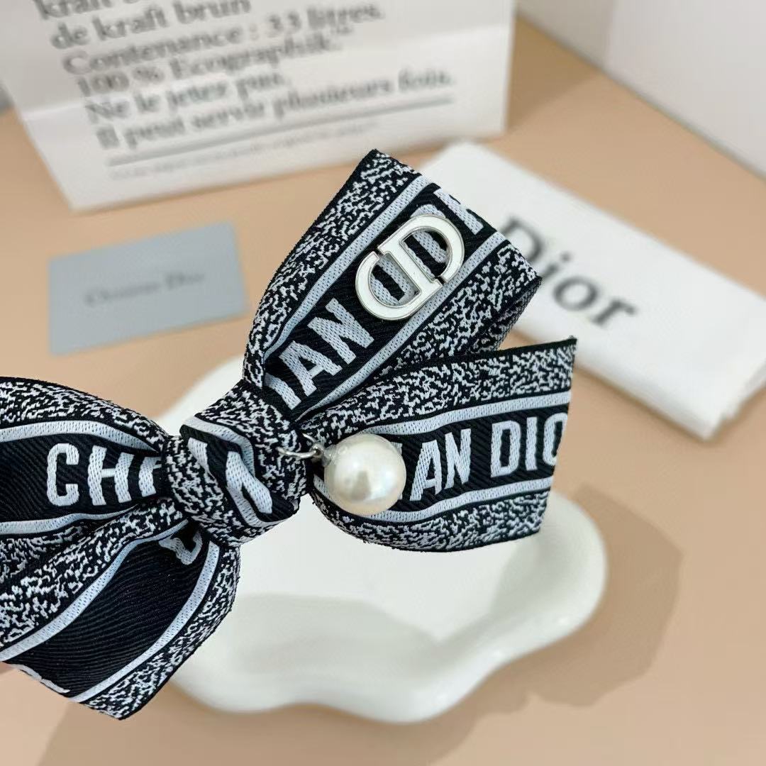 DI0R 老眼用パールヘアクリップ【50％割引+送料無料】