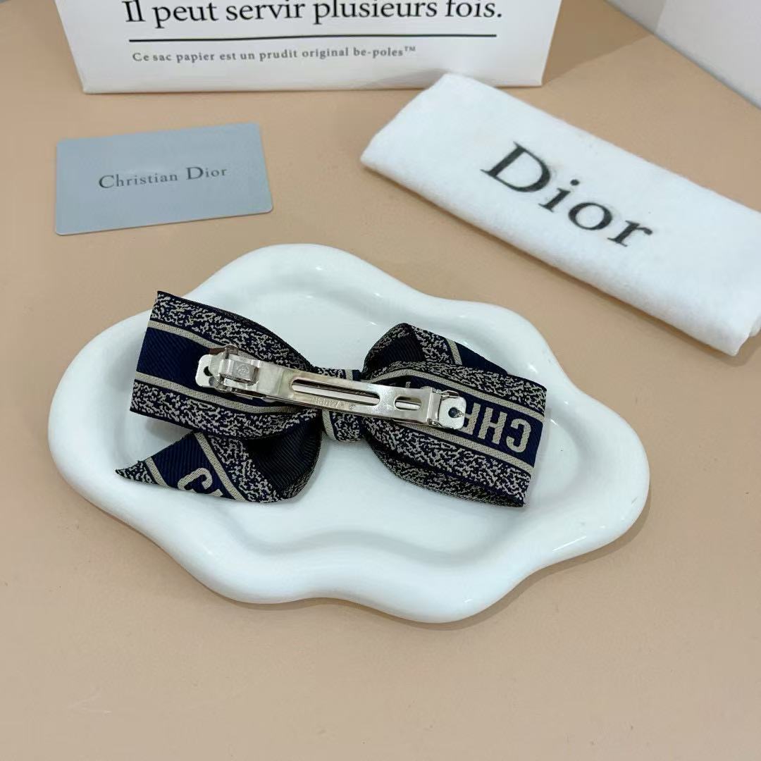 DI0R 老眼用パールヘアクリップ【50％割引+送料無料】