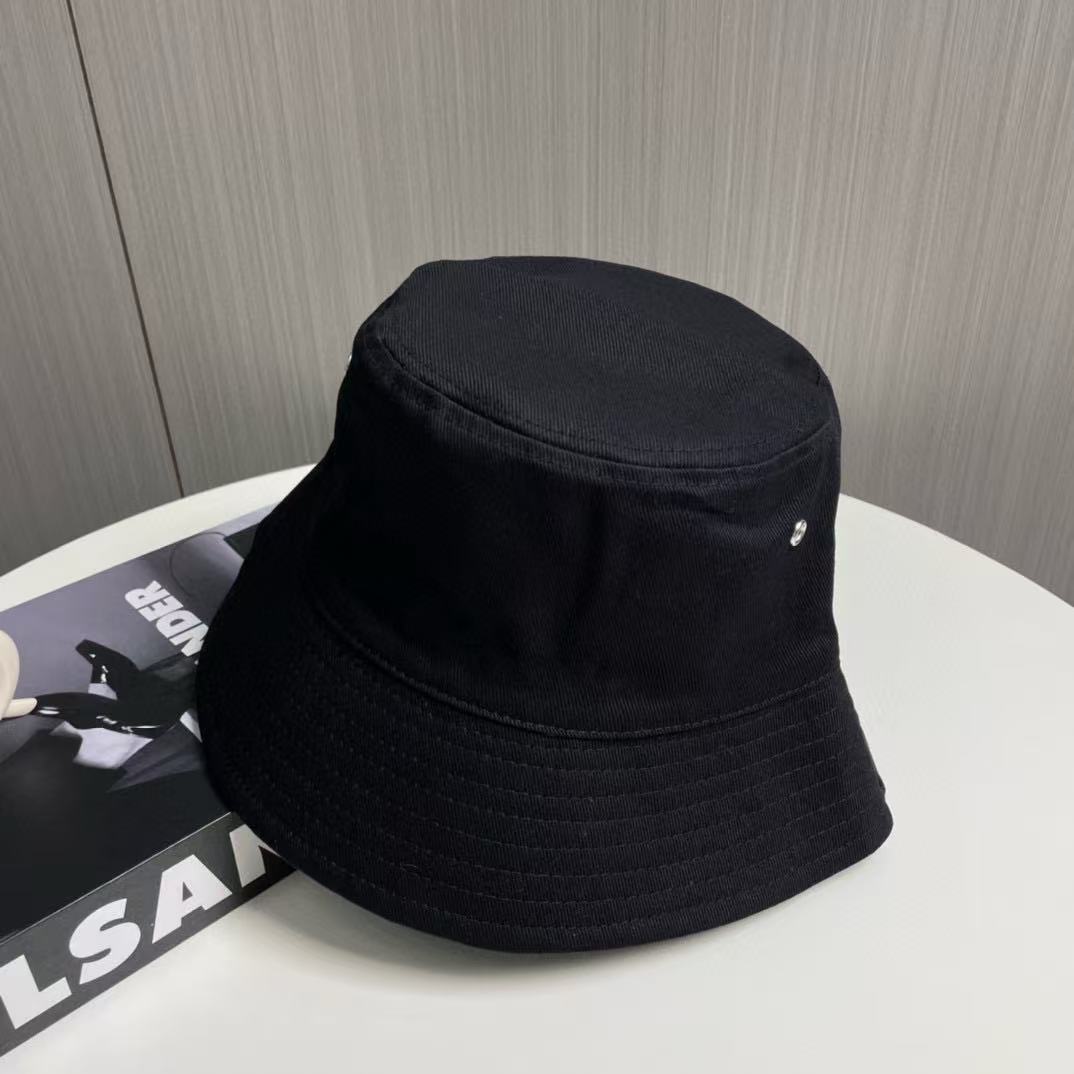 DI0R フルロゴ バケットハット【50％割引+送料無料】