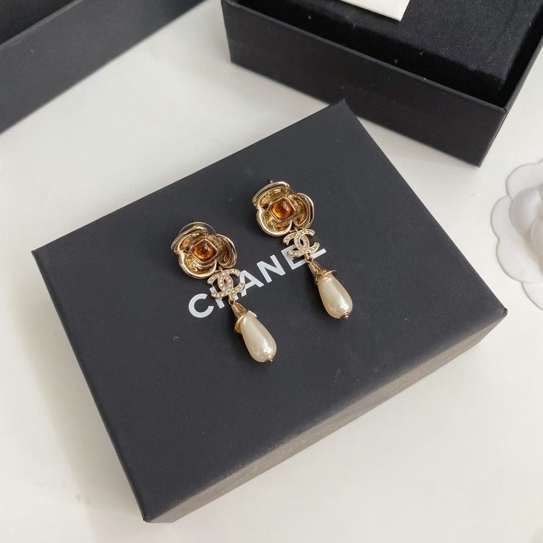 CHANE1 クローバーパールイヤリング【50％割引+送料無料】