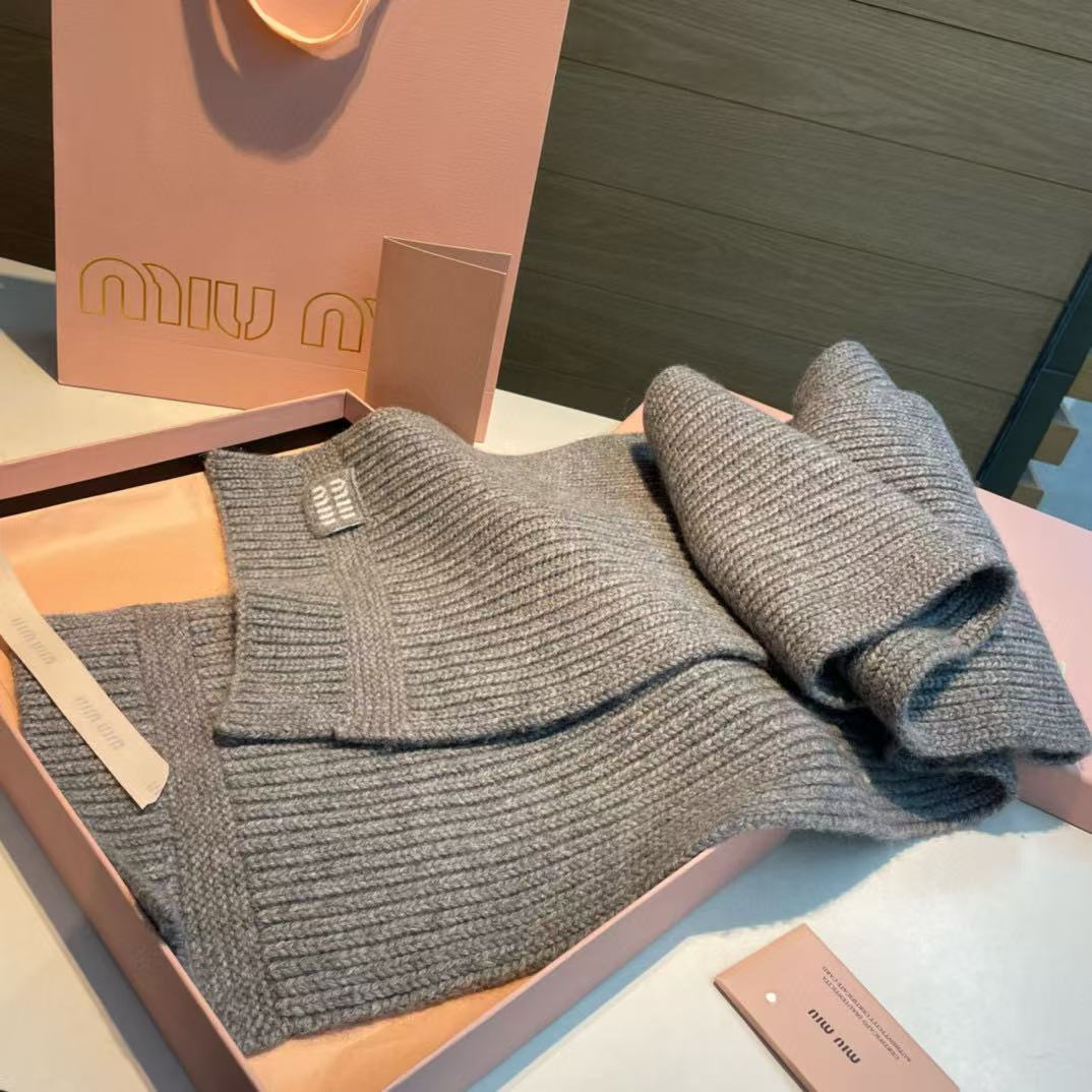 M1UM1U シンプルレターウールスカーフ【50％割引+送料無料】