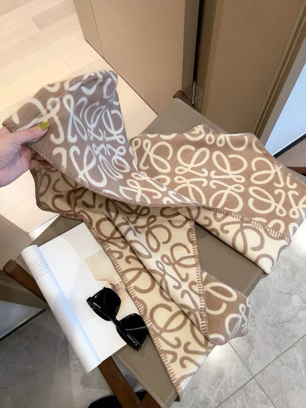 L0WEW カシミアスカーフ【50％割引+送料無料】