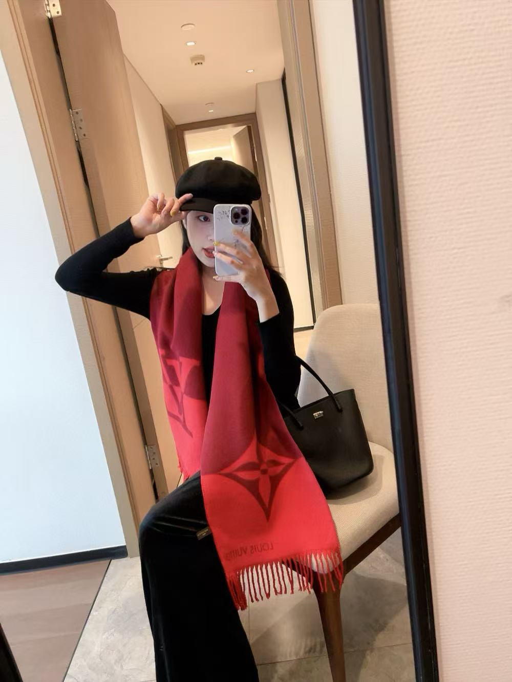 LV 四つ葉のクローバー タッセル カシミヤスカーフ【50％割引+送料無料】