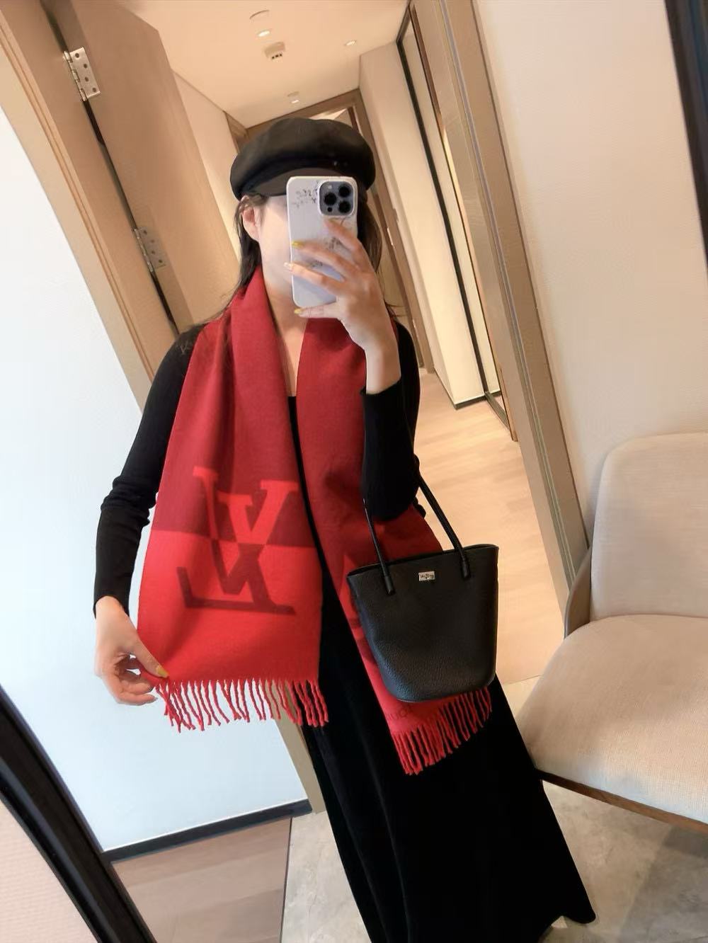 LV 四つ葉のクローバー タッセル カシミヤスカーフ【50％割引+送料無料】