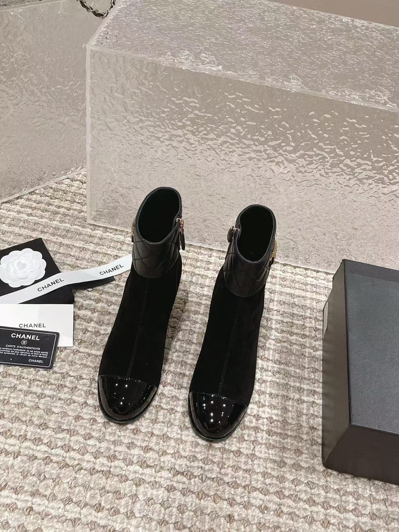 CHANE1 高品質 ダブルCロゴ ショートブーツ【50％割引+送料無料】