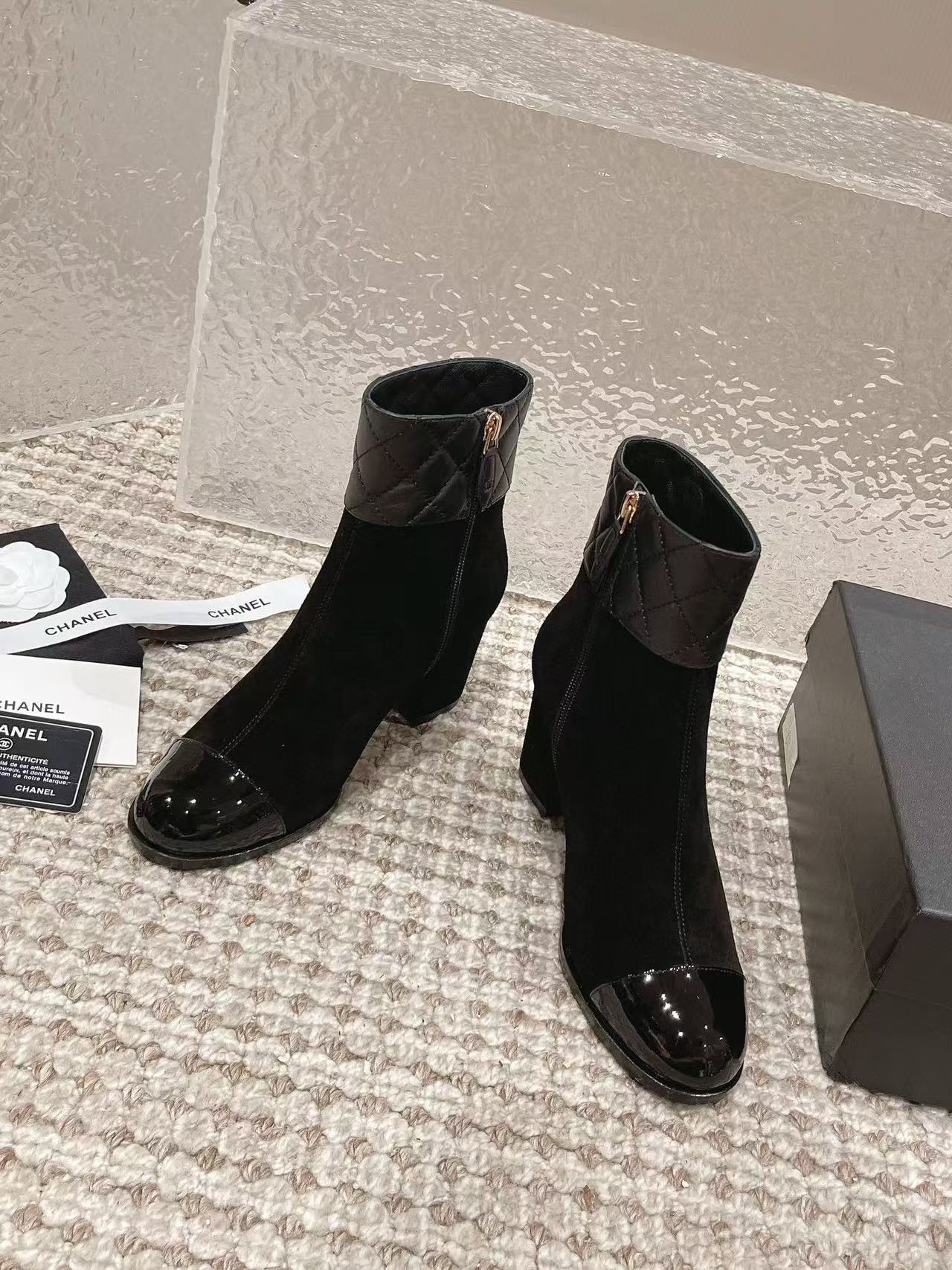 CHANE1 高品質 ダブルCロゴ ショートブーツ【50％割引+送料無料】