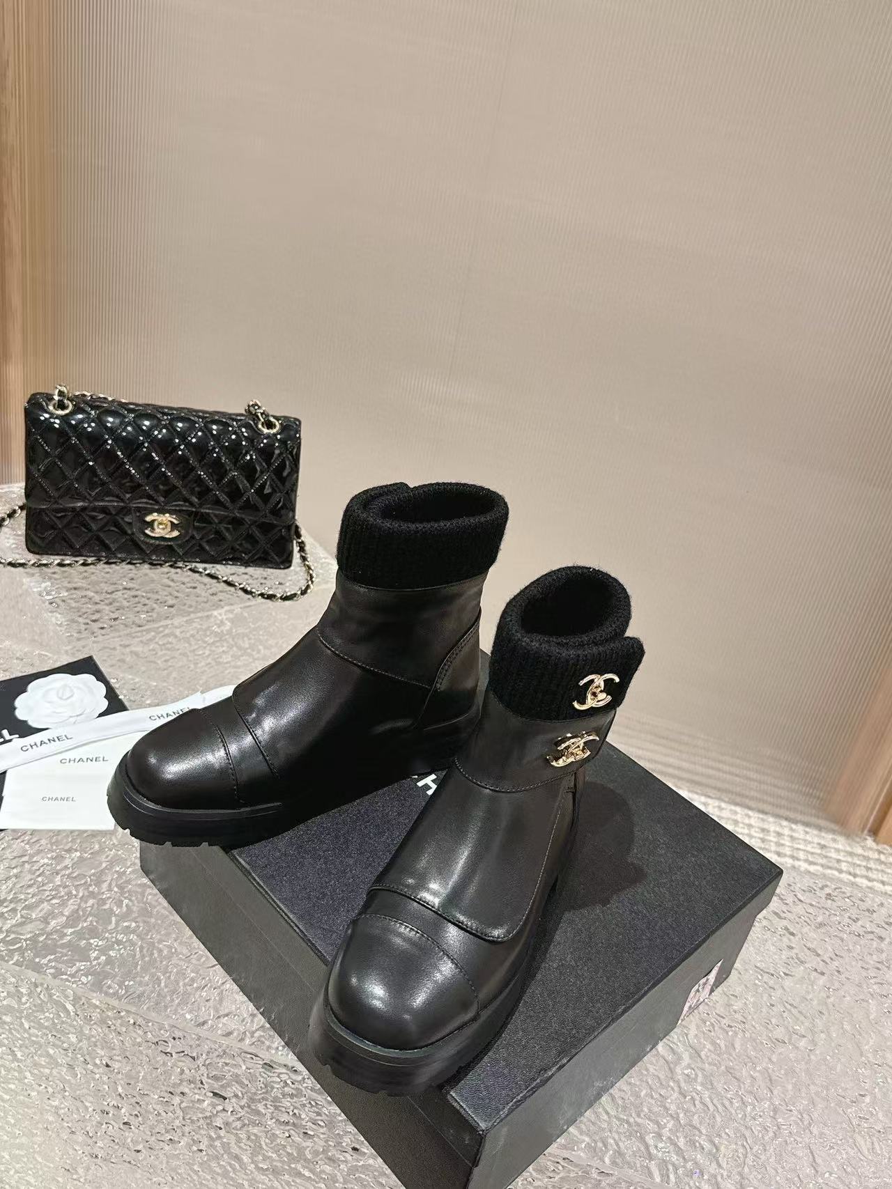 CHANE1 高品質ダブルC 牛革ショートブーツ【50％割引+送料無料】
