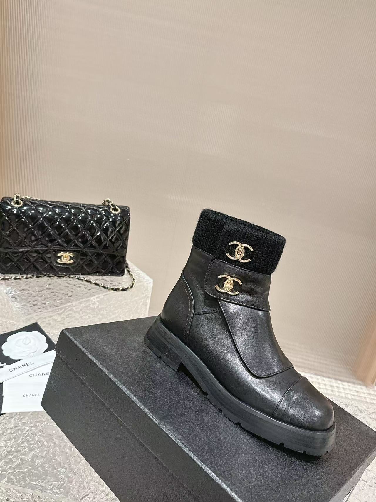 CHANE1 高品質ダブルC 牛革ショートブーツ【50％割引+送料無料】