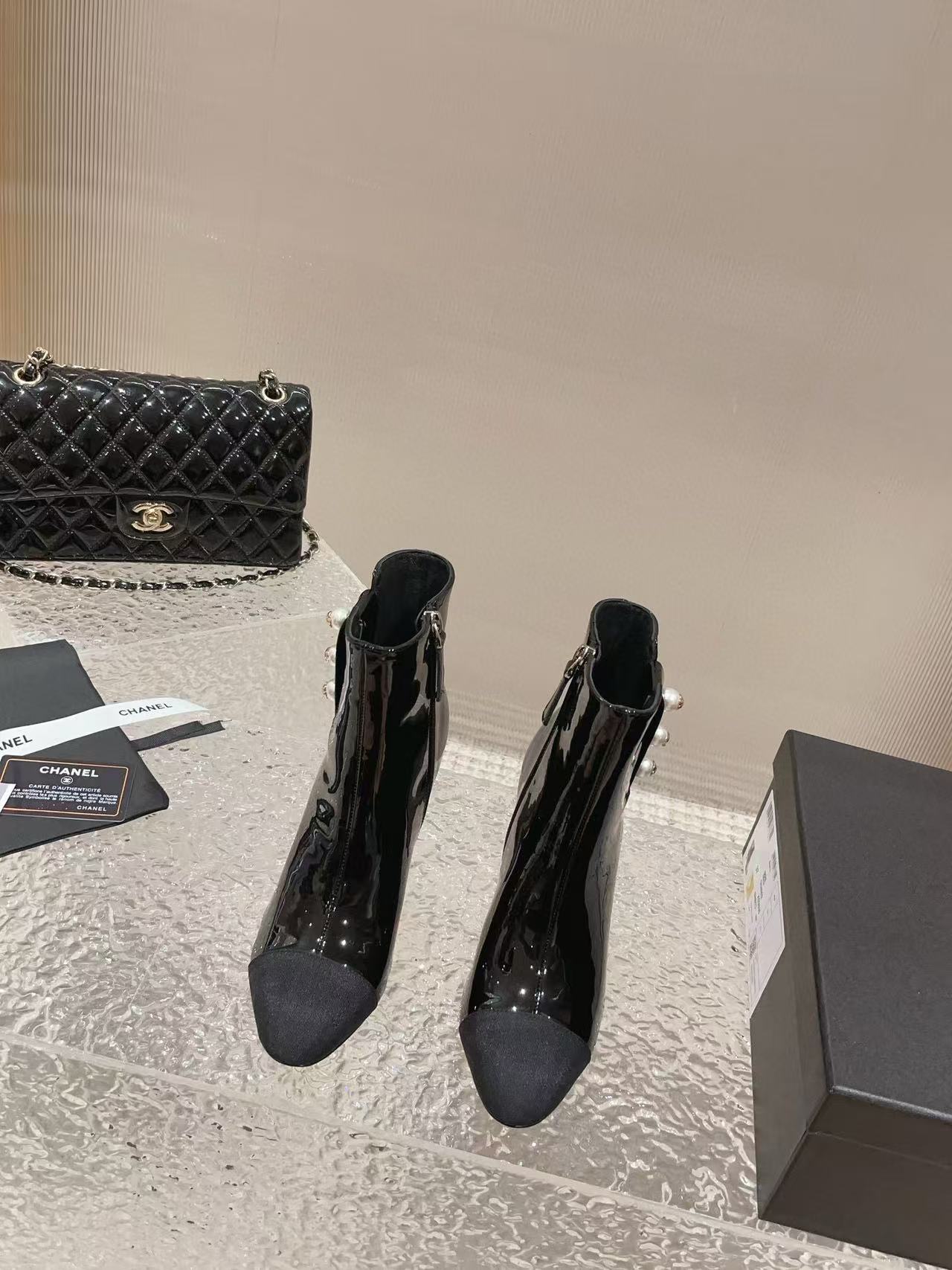 CHANE1 高品質パールブーツ【50％割引+送料無料】