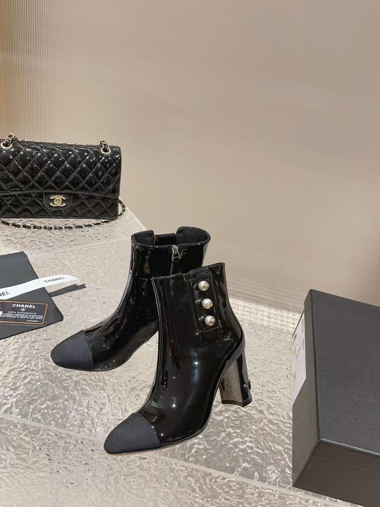 CHANE1 高品質パールブーツ【50％割引+送料無料】