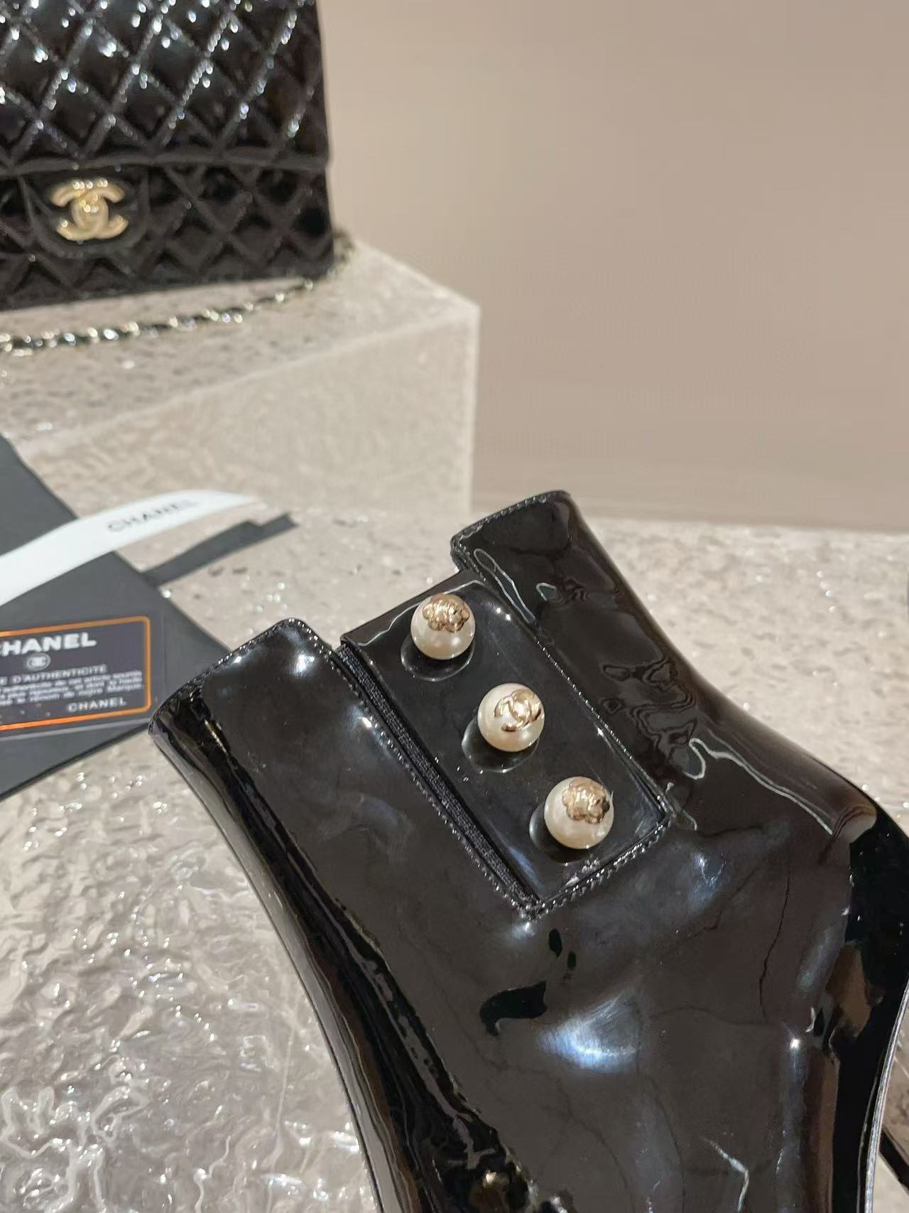 CHANE1 高品質パールブーツ【50％割引+送料無料】