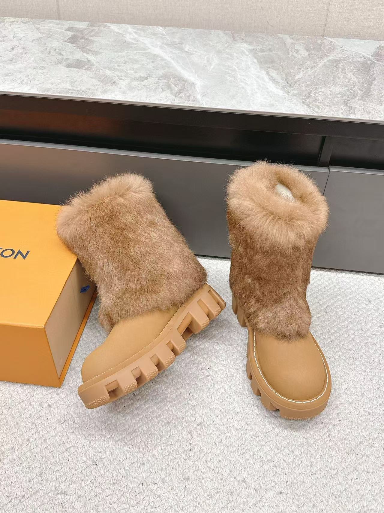 LV高品質厚底ファースノーブーツ【50％割引+送料無料】