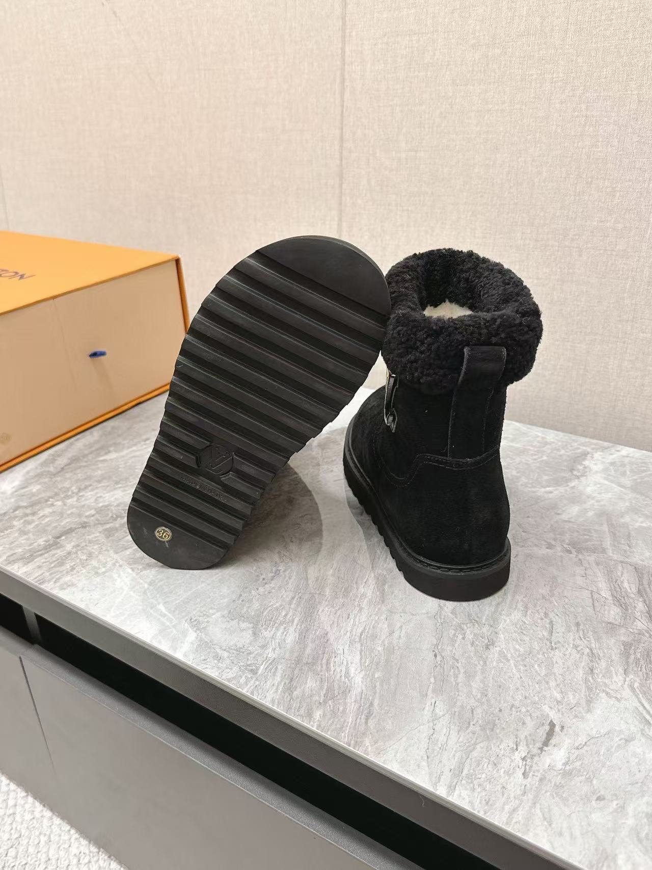 LV高品質スエードショートブーツ【50％割引+送料無料】