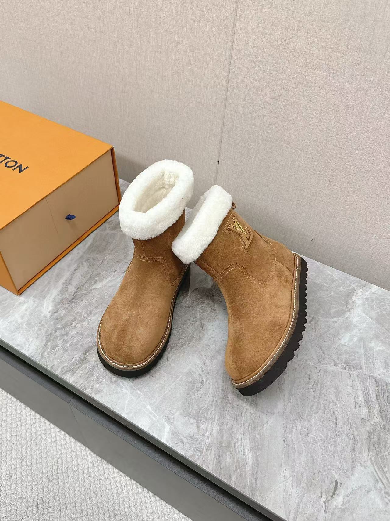 LV高品質スエードショートブーツ【50％割引+送料無料】