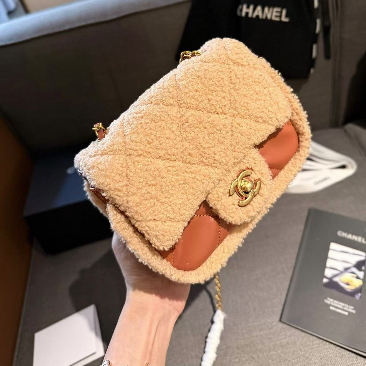 CHANE1 シェルパ CF ショルダーチェーンバッグ【50％割引+送料無料】