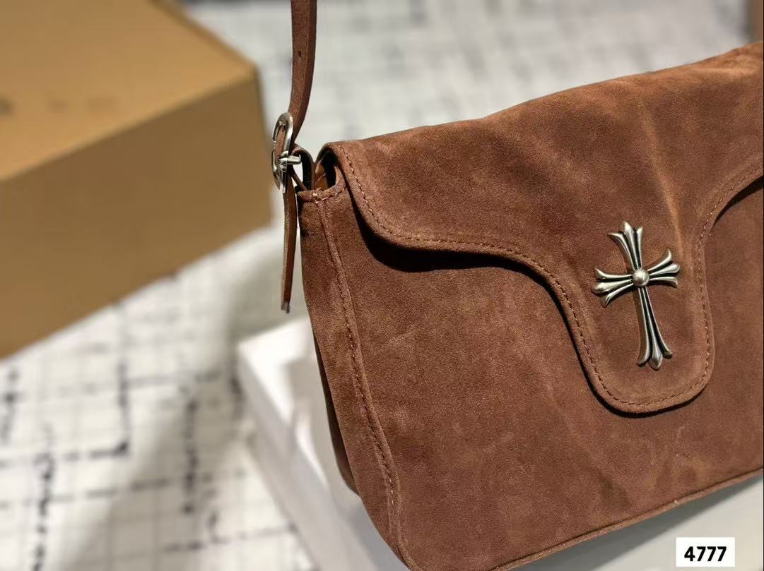 Chr0me Hearts ディアスキン ショルダー クロスボディバッグ【50％割引+送料無料】