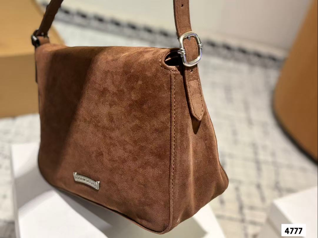 Chr0me Hearts ディアスキン ショルダー クロスボディバッグ【50％割引+送料無料】