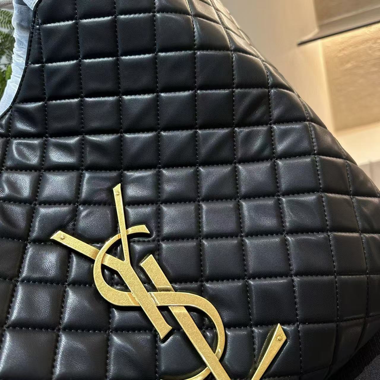 YSL シープスキン ショッピングバッグ【50％割引+送料無料】