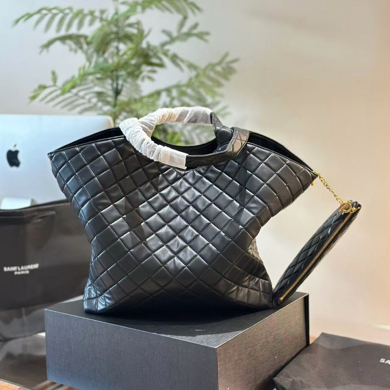 YSL シープスキン ショッピングバッグ【50％割引+送料無料】