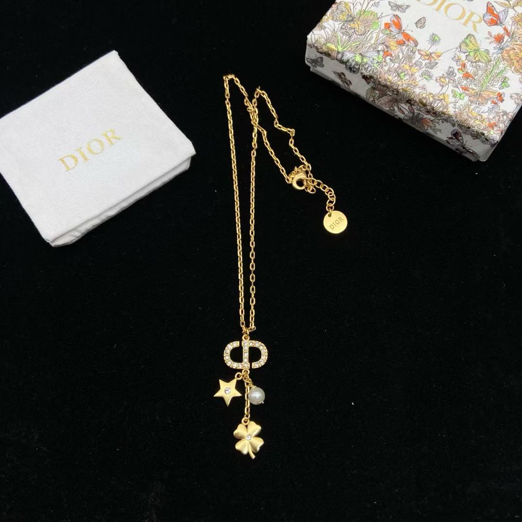 DI0R 四つ葉のクローバー 五芒星ネックレス【50％割引+送料無料】