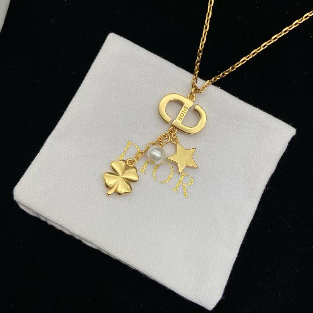 DI0R 四つ葉のクローバー 五芒星ネックレス【50％割引+送料無料】