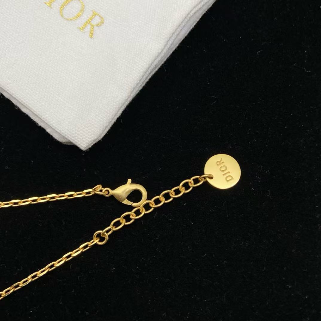 DI0R 四つ葉のクローバー 五芒星ネックレス【50％割引+送料無料】