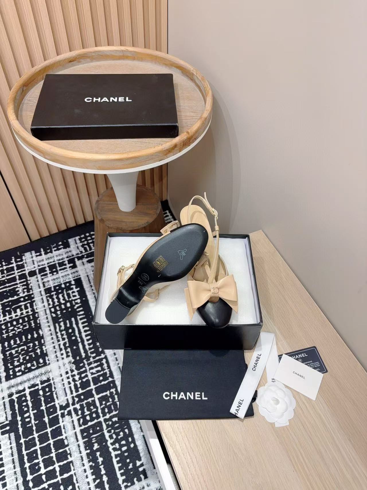 CHANE1 高品質バタフライ太ヒール靴【50％割引+送料無料】