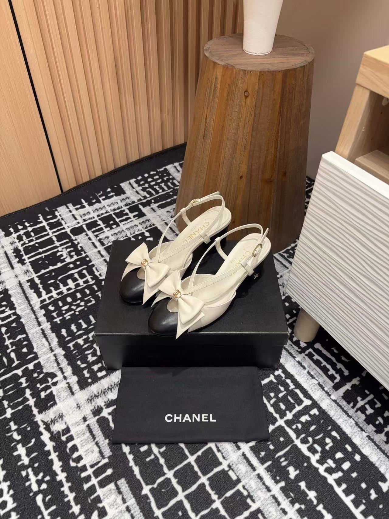 CHANE1 高品質バタフライ太ヒール靴【50％割引+送料無料】