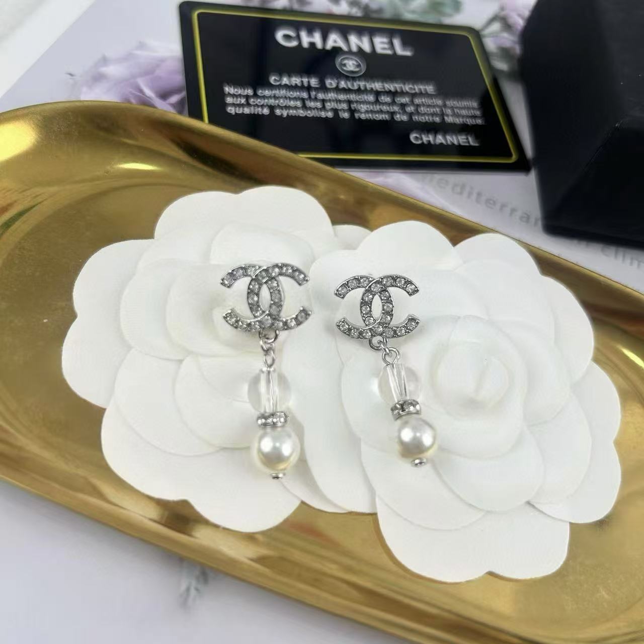 CHANE1 ダブルC フルダイヤモンドパールピアス【50％割引+送料無料】