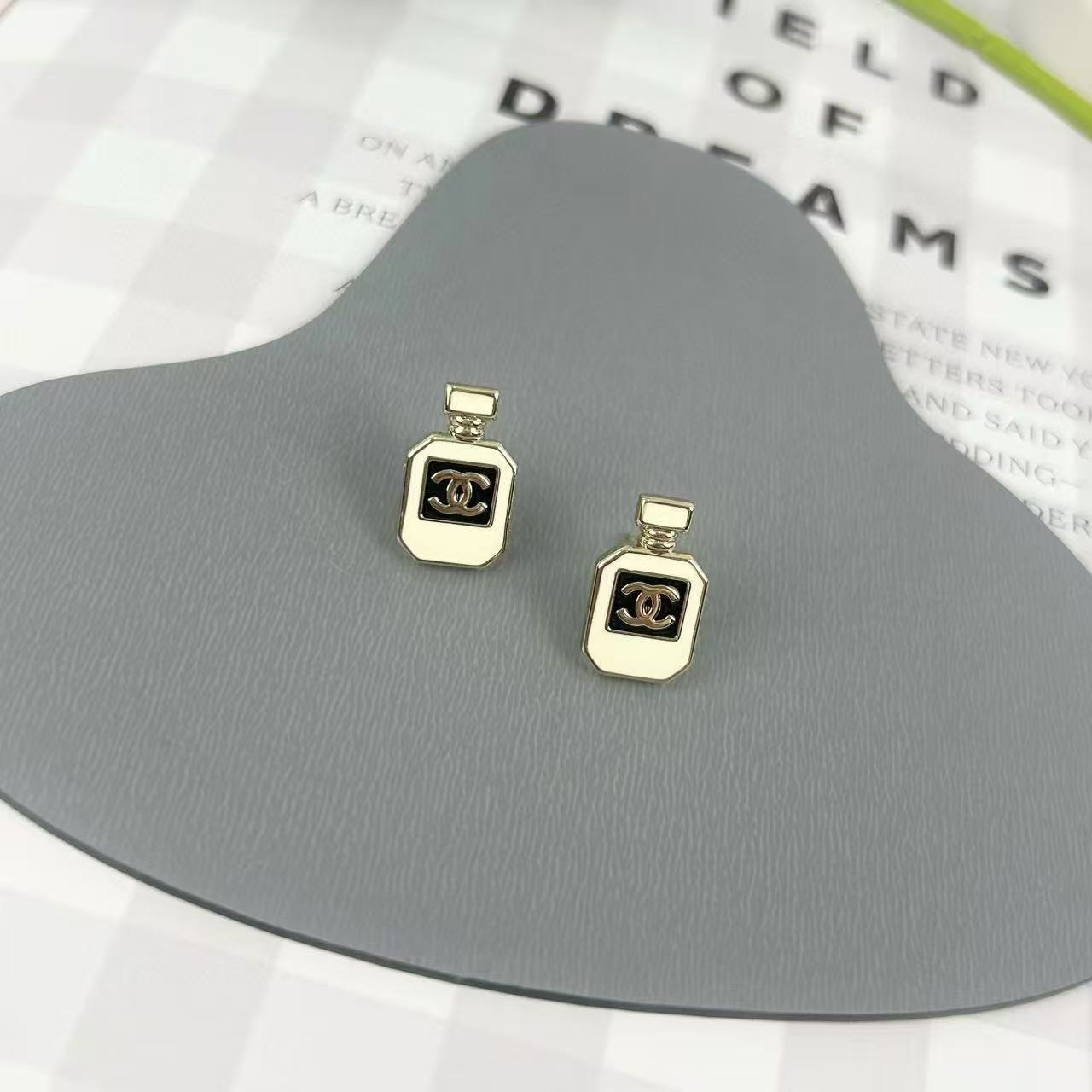CHANE1 香水ボトル イヤリング【50％割引+送料無料】