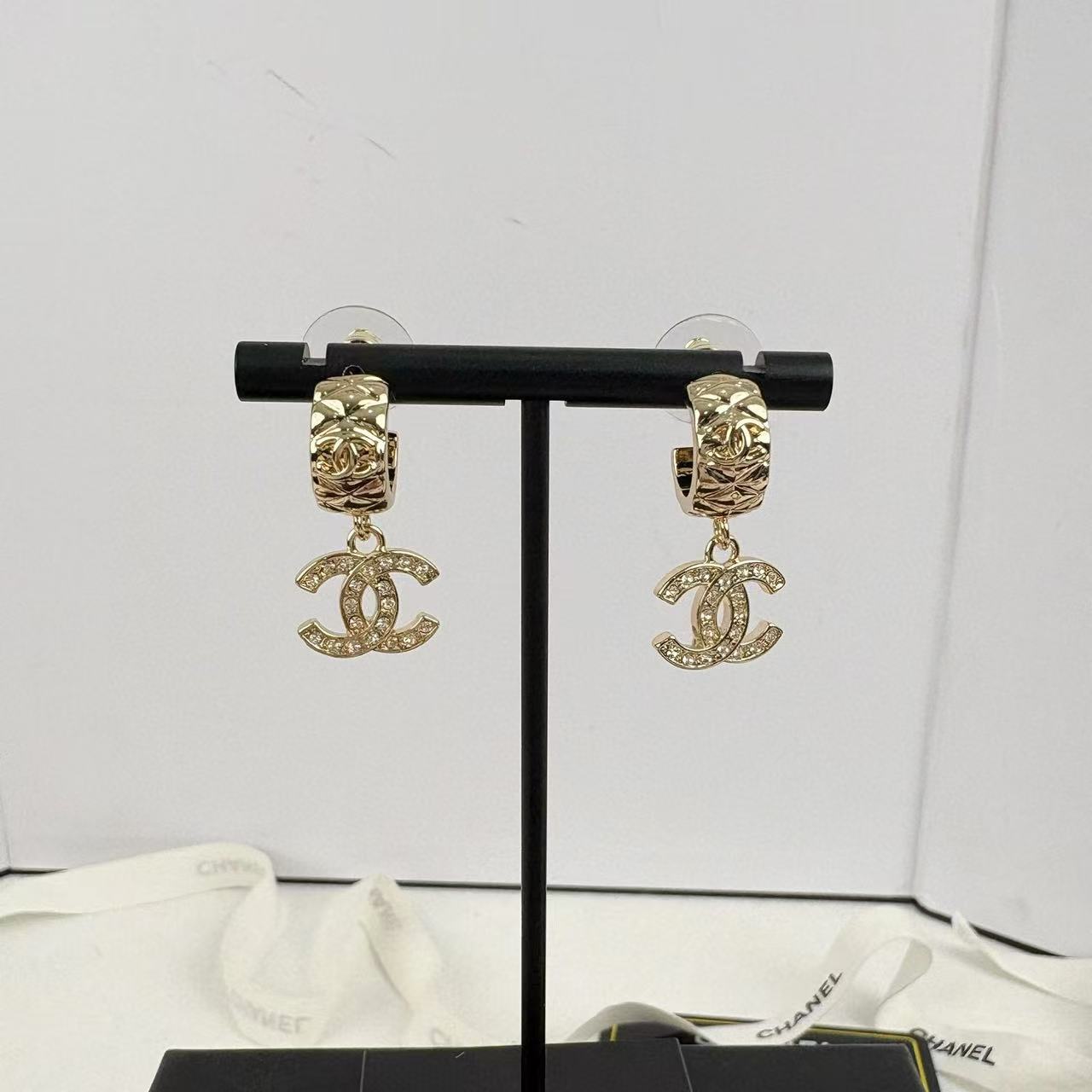 CHANE1 フルダイヤモンド ダブルC イヤーフック【50％割引+送料無料】