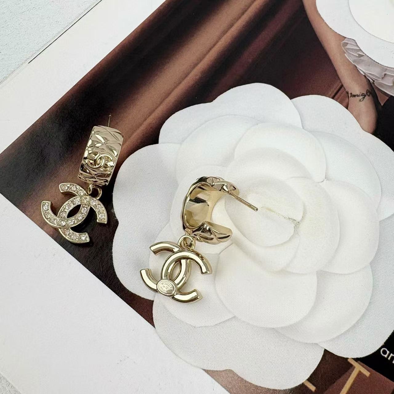 CHANE1 フルダイヤモンド ダブルC イヤーフック【50％割引+送料無料】