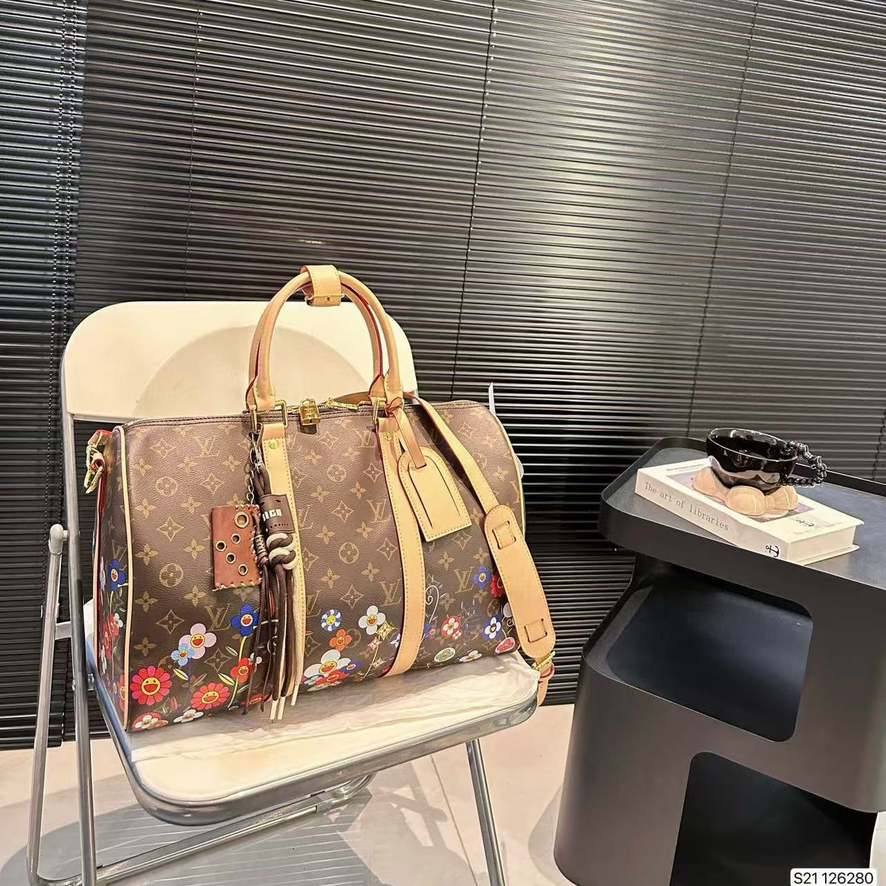 LVプリントトラベルバッグ【50％割引+送料無料】