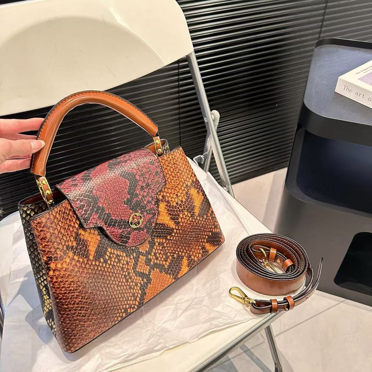 LV Capucines ハンドバッグ【50％割引+送料無料】