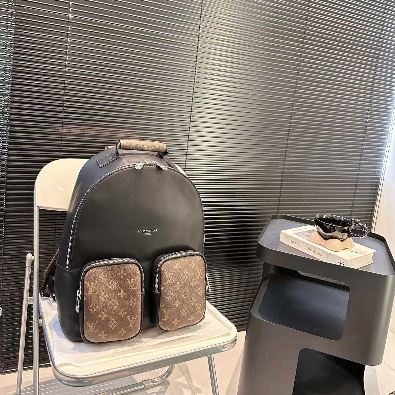 LV ユニセックス老眼用バックパック【50％割引+送料無料】