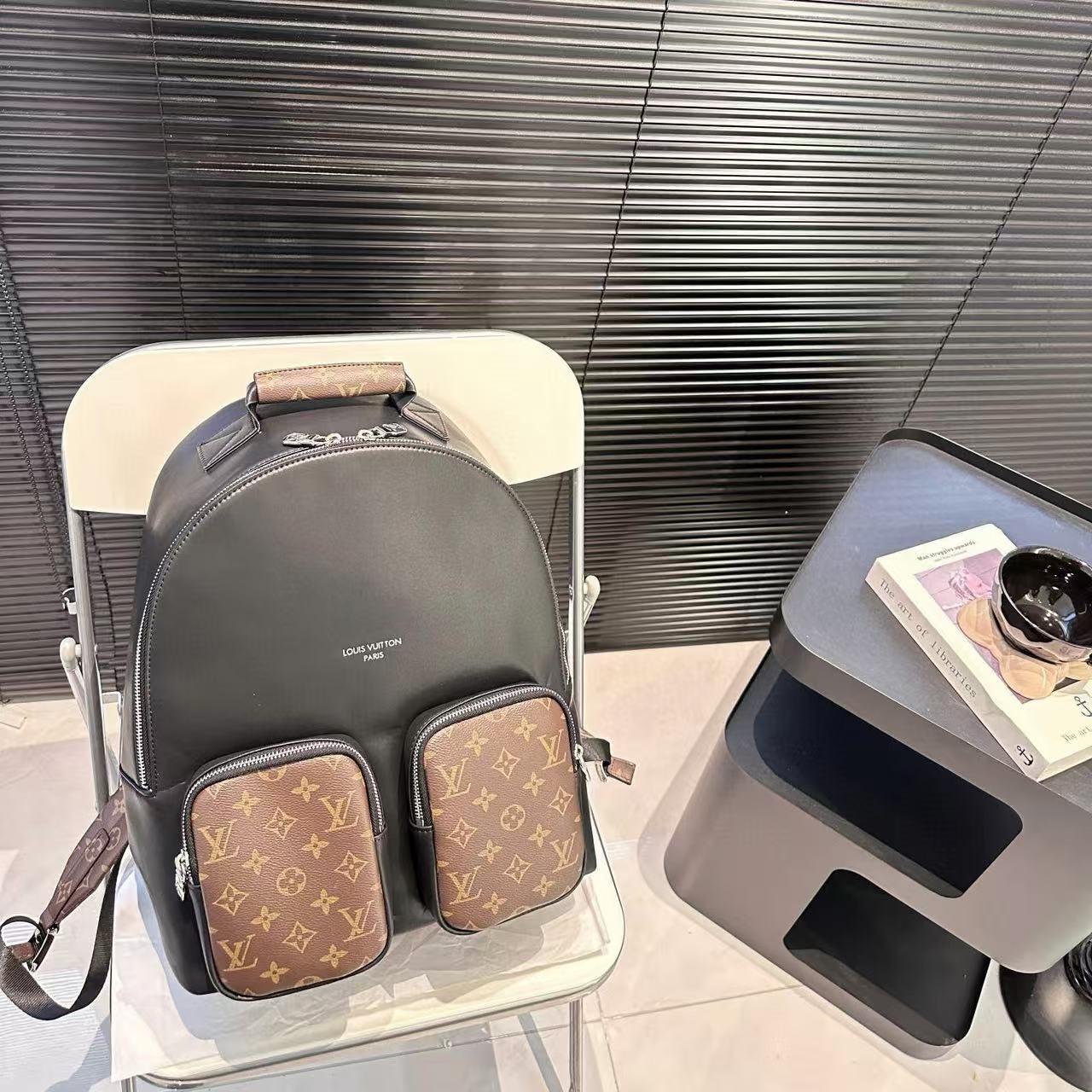 LV ユニセックス老眼用バックパック【50％割引+送料無料】