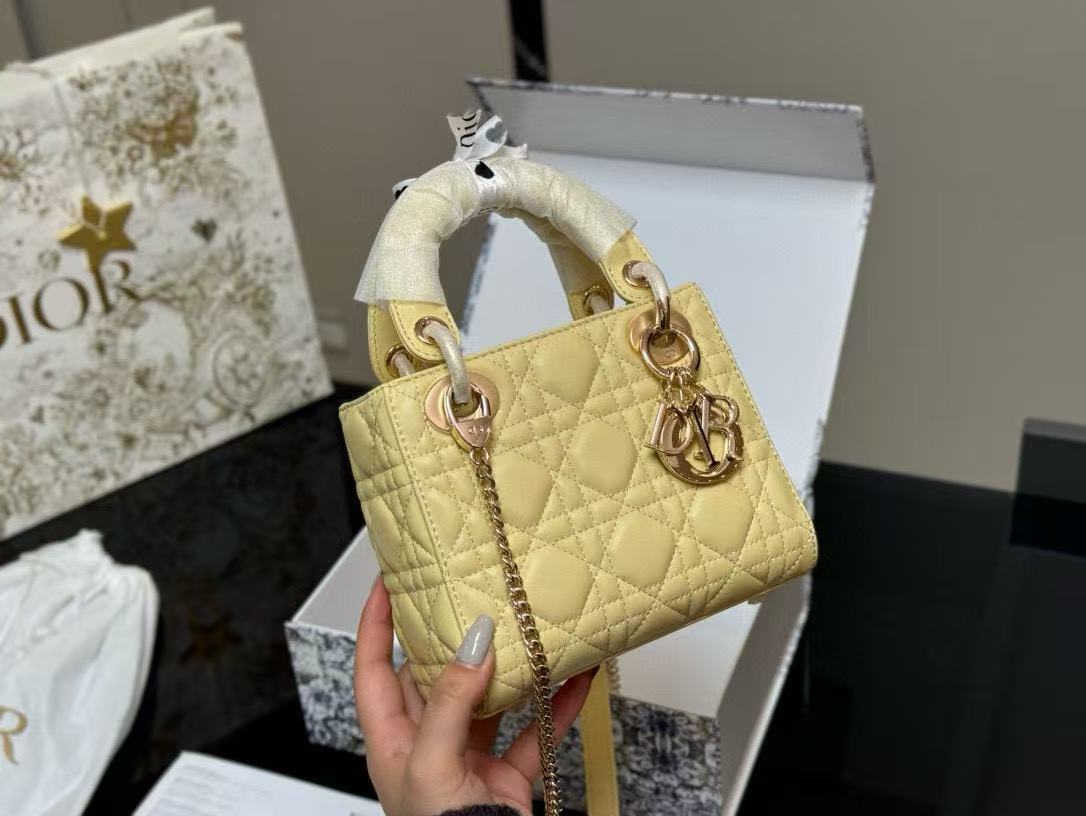 DI0R lady黄色のハンドバッグ【50％割引+送料無料】