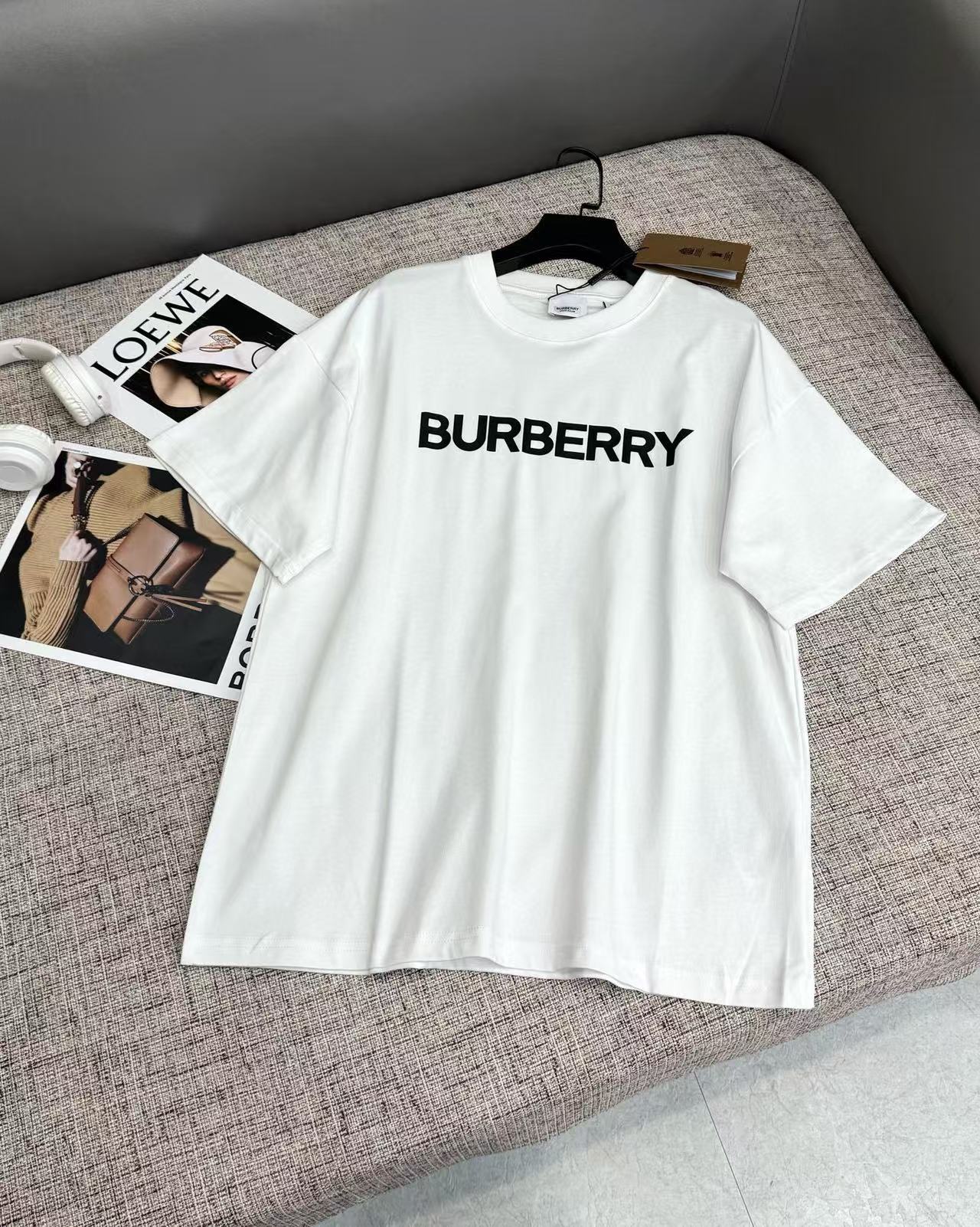 BUR8ERRY シンプルレターTシャツ【50％割引+送料無料】