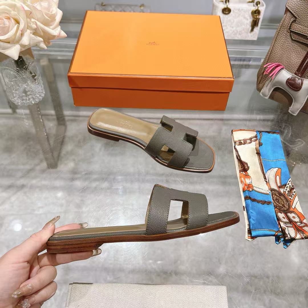 HERME5 上質な牛革スリッパ【50％割引+送料無料】