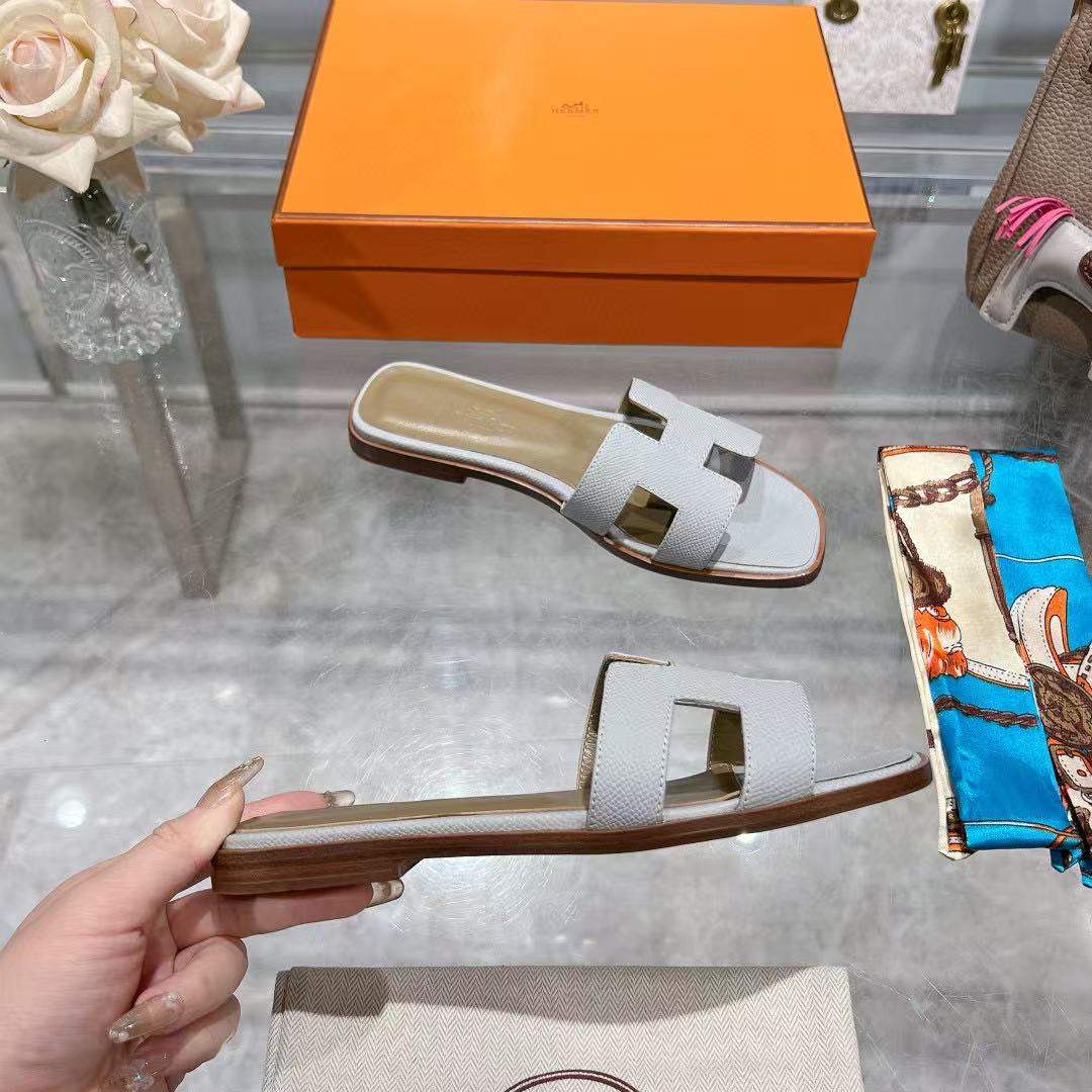 HERME5 上質な牛革スリッパ【50％割引+送料無料】