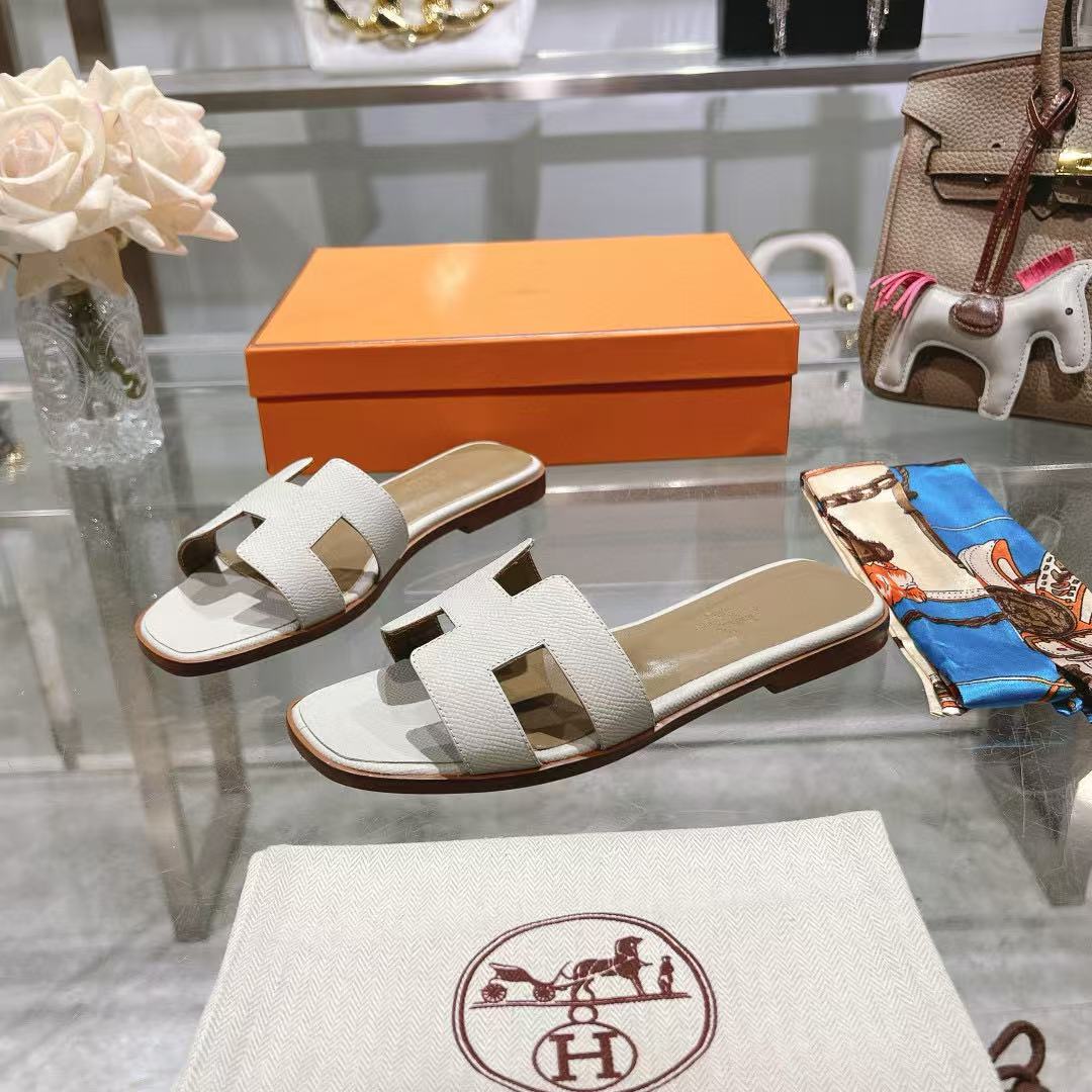 HERME5 上質な牛革スリッパ【50％割引+送料無料】