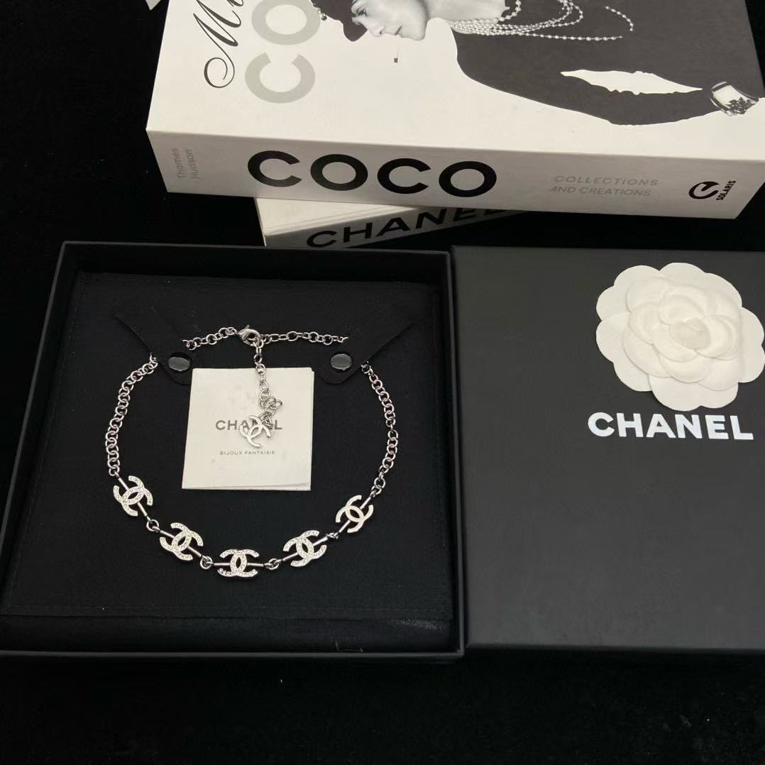CHANE1 フルダイヤモンド ダブルC フルロゴネックレス【50％割引+送料無料】