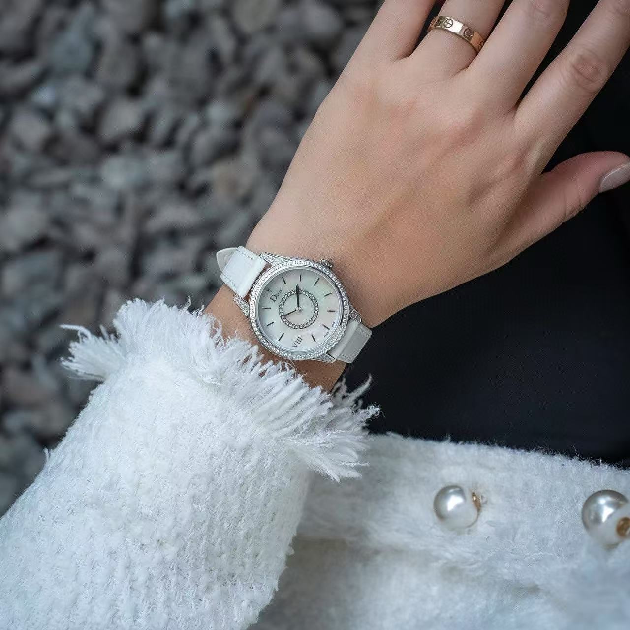 DI0R 高品質ダイヤモンドレディース腕時計【50％割引+送料無料】